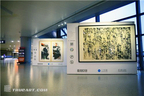 蔡玉龙狂草“心丝游笔”亮相虹桥T2艺术长廊 热点聚焦 rsquo 复合 心丝游笔 笔尖 虹桥T2艺术长廊 lsquo 符号 现象 蔡玉龙 狂草 崇真艺客